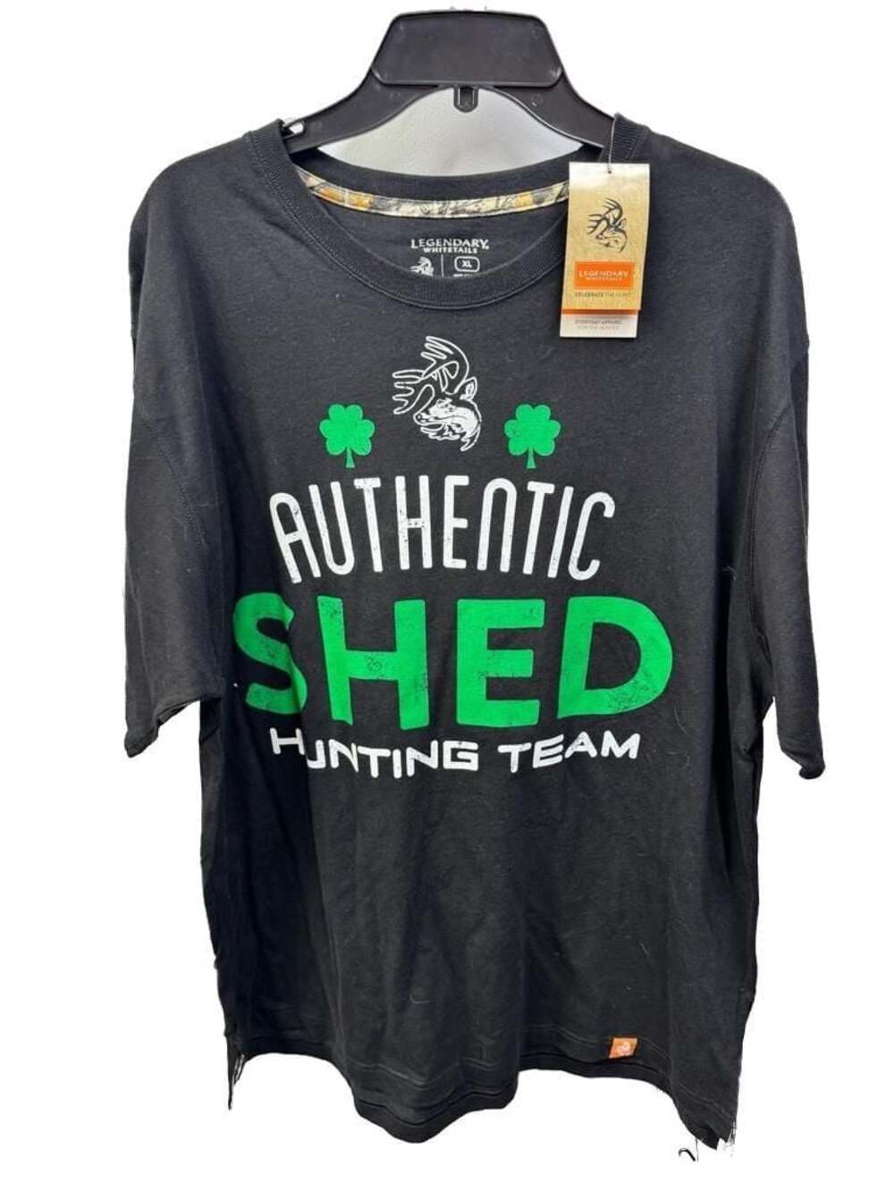 Legendary Whitetails Men's Lucky Shed Hunting Team Graphic T-Shirt